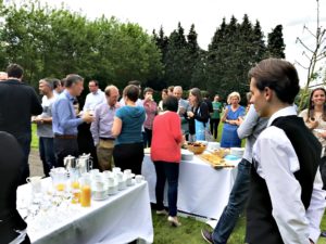 Onze tuin kan ook gebruikt worden voor recepties